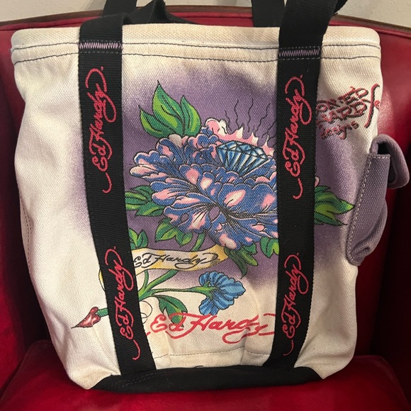 SOLD.  Ed Hardy Tote bag - Picture 4 of 16